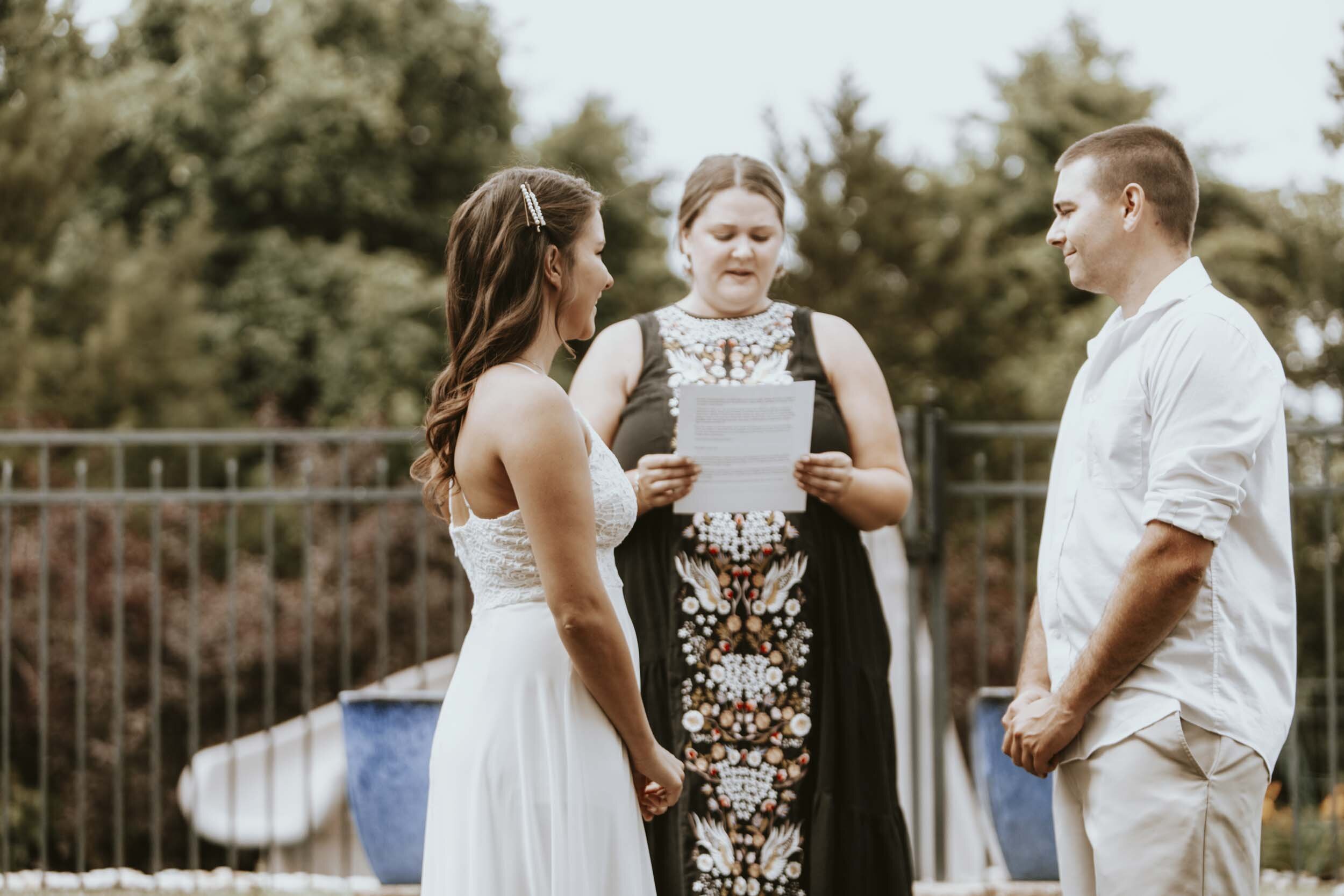 VinceBeth.Backyard.Wedding.BLOG-010.jpg